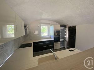 Appartement Loft à louer - 3 pièces - 70 95 m2 - St Gely Du Fesc - 34 - LANGUEDOC-ROUSSILL