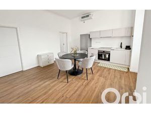 Location appartement  48.07 m² T-3 à Bollène  660 €