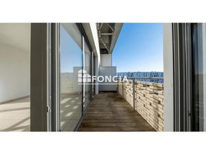 BLAGNAC  T3 duplex en dernier étage avec 2 places de parking en sous-sol