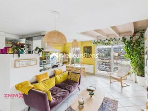 Superbe T3 duplex en dernier étage exposé Sud & vue dégagée