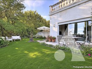 A vendre Appartement / Maison Grasse St Jean 3/4 pièces jardin piscine