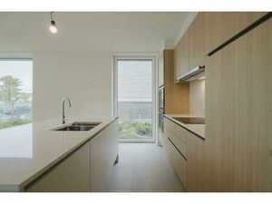 3-slaapkamerappartement te koop aan het water te Harelbeke