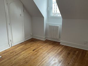 PONTOISE QUARTIER NOTRE DAME CHARMANT APPARTEMENT 3 PIECES R