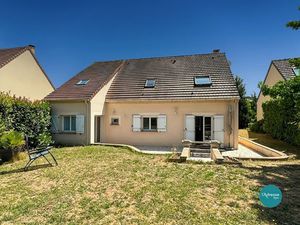 Vente maison 7 pièces  160.00m²  Mennecy