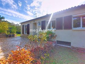 PAVILLON SUR SOUS SOL