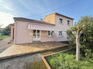 Maison 5 pièces de 156m2 avec double garage – Terrain de 2 8