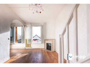 Duplex dernier étage avec vue dégagée