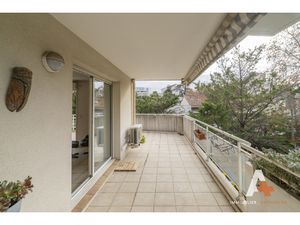 A VENDRE EXCLUSIVITE APPARTEMENT T5 115 69 M2 LOI CARREZ + 2