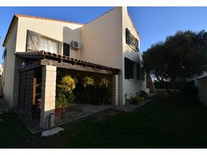 Maison à vendre 4 pièces SALIN DE GIRAUD (13)