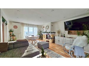 MAISON FAMILIALE 4 PIÈCES 100 M² ATHIS MONS  CALME ET PROXIMITÉ RER