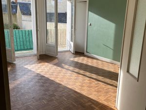 APPARTEMENT F3 DE 83 M2 EN PLEIN CENTRE VILLE