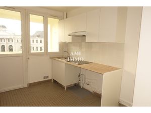 APPARTEMENT DEUX PIECES