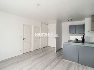 A LOUER à PLAISIR quartier Village 2 pièces de 38 m² avec parking sous sol