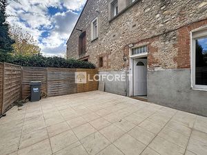 Maison familiale avec extérieur à Saint-Féliu-d'Avall