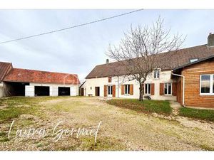 Maison de 145 m² à Saint-Georges-Sur-La-Pree