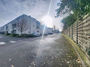 A VENDRE Appartement 2 pièces à la limite d'ANGERS et de SAINT BARTHELEMY d'ANJOU comprena