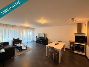 Appartement avec balcon cave et Box de stationnement sécurisé