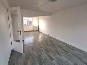 Appartement T4 en centre ville avec balcon