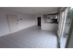 Appartement 3 pièces avec balcon