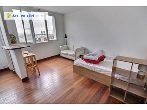 Paris 9 Proche Avenue Trudaine