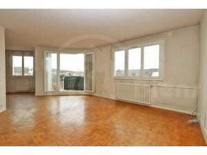 VIROFLAY : appartement familial en dernier étage