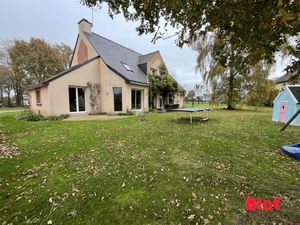 Maison à vendre à Breal Sous Montfort - 223 m2 habitables - Terrain de 1278 m²