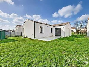 Maison récente  3 chambres sur 362 m² de terrain