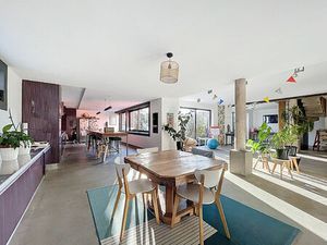 Maison Nantes Chantenay aux Grands Volumes avec Atelier  5 Chambres et +  Lumineuse et Mod