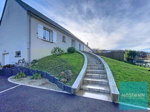 Maison à vendre à Saint Ouen Les Vignes - 3 chambres  grand terrain