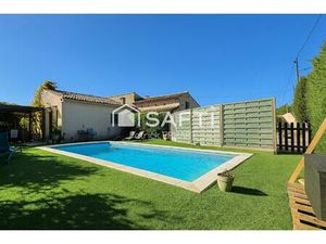 Maison 130 m2 4 pièces avec piscine et terrasses