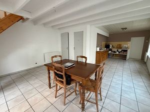 MAREUIL SUR LAY DISSAIS (85320) COEUR DE VILLAGE ADORABLE MAISON 2/3 CHAMBRES IDEAL LOCATI