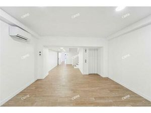 Vente bureau LE KREMLIN BICETRE 430 m²