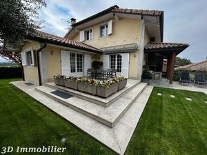 Maison de caractère de qualité à Douvaine