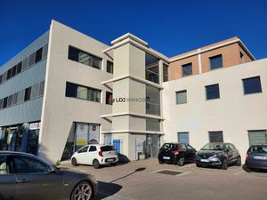 Location Local Professionnel 56m² PERPIGNAN 66000