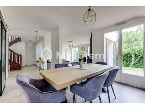 Maison de 6 pièces de luxe en vente à Le Port-Marly  Île-de-France