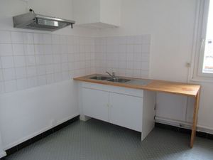 Location appartement 2 pièces 33 m² à Castelnaudary (11400)