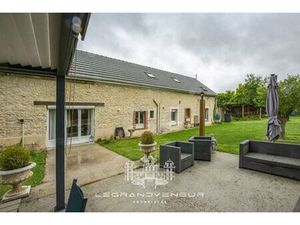 Maison de 10 pièces de luxe en vente à Nemours  Île-de-France