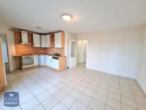 Appartement à louer 2 pièces 42.56 m² - Prévessin-Moëns (01) - 1 016€