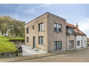 Huis te koop in Asse