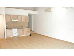 Location appartement 3 pièces 63 m² à Aigues-Mortes (30220)