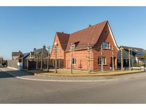 Karaktervolle vrijstaande woning nabij de Nederlandse grens