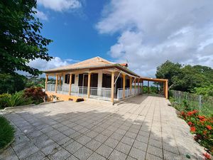 Maison T8 Petit-Bourg à vendre