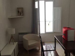 Location appartement 1 pièce 35 m² à Aix-en-Provence (13080)