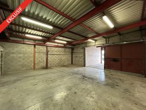 LOCAL D'ACTIVITE A LOUER A CASTRIES