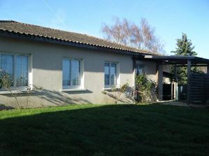 Vente maison 1 pièce 120 m² Les Essards (16210)