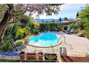 Villa de 3 chambres de luxe en vente Cogolin  Provence-Alpes-Côte d'Azur