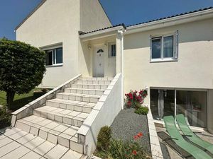 Location maison 2 pièces à Fontcouverte (17100)