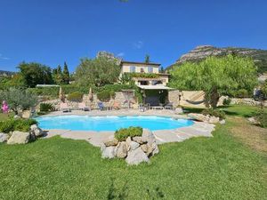 Maison de luxe de 7 pièces en vente à Saint-Jeannet  France