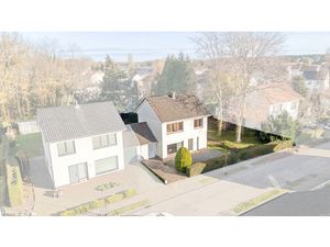 Appartement te koop in Zelzate met 3 slaapkamers