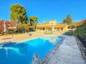 Vente Maison 173 m2 6/7 Pièces sur Parcelle de 1 148 m2 avec Terrasses  Jardin  Piscine -.